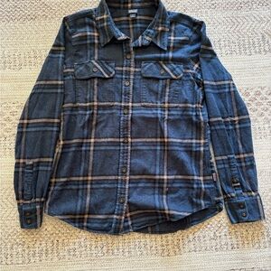 Patagonia Dark Blue and Tan Plaid Button Up Long Sleeve